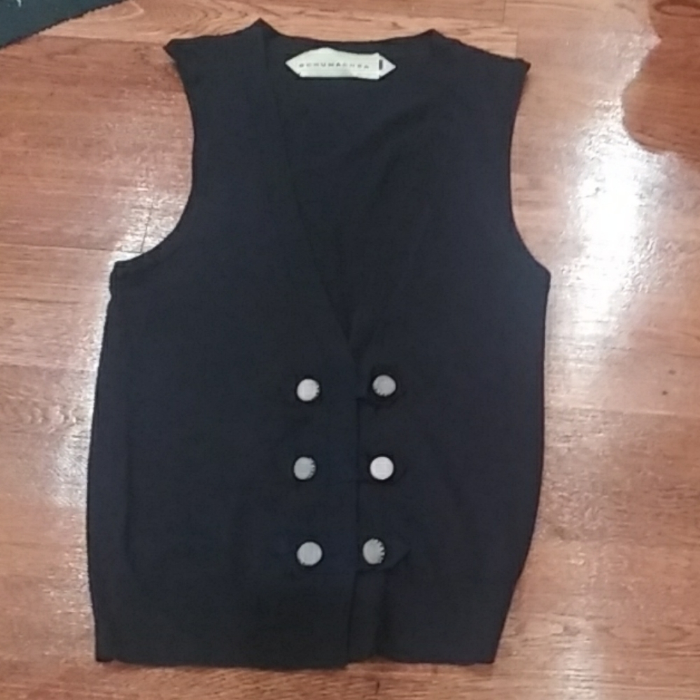 Schumacher 100% merino wool top